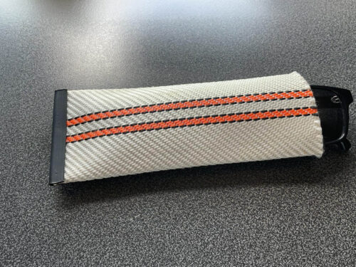 Handgefertigte Brillenhülle aus Feuerwehr-C-Schlauch